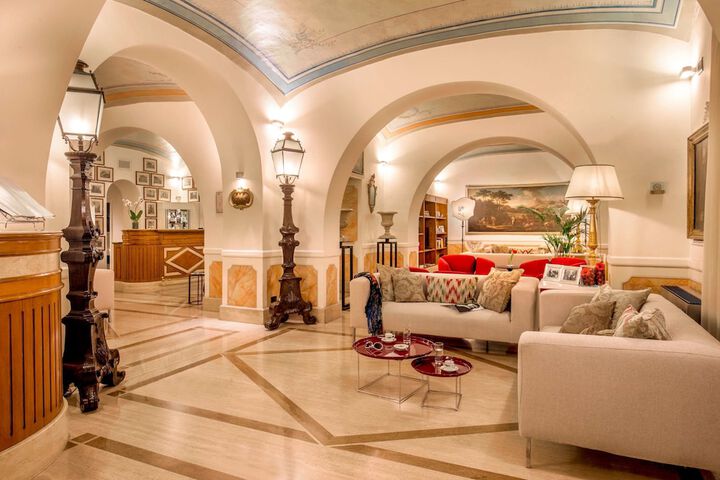 Guest Lobby