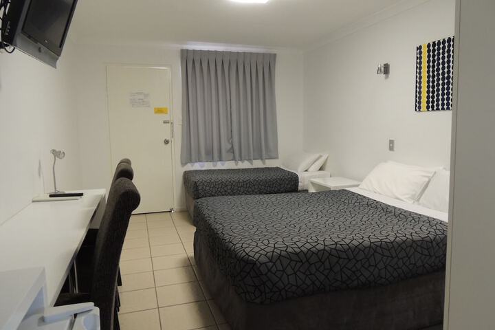 Room 5 of 29