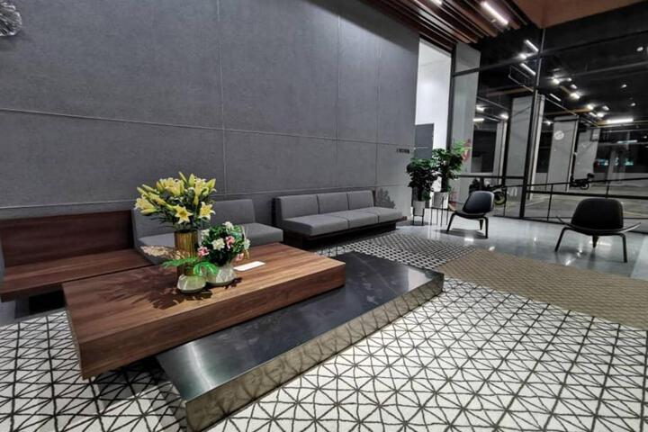 Kenwingston Avenue 2R2B KLCC View + Infinity Pool