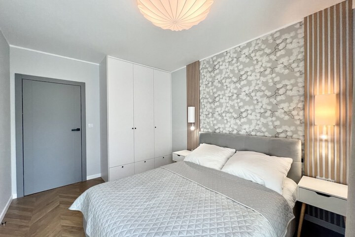 Room 36 of 181