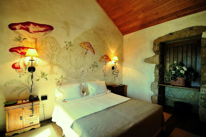 Room 10 of 41