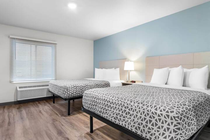 Room 6 of 35