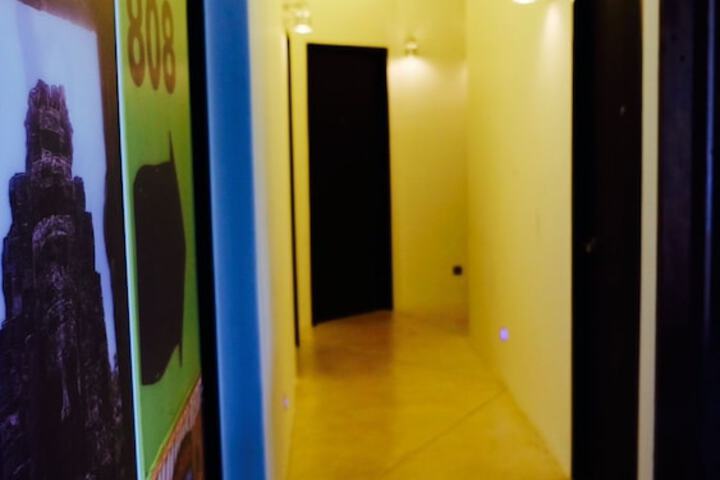 Ballroom/Hall 18 of 18