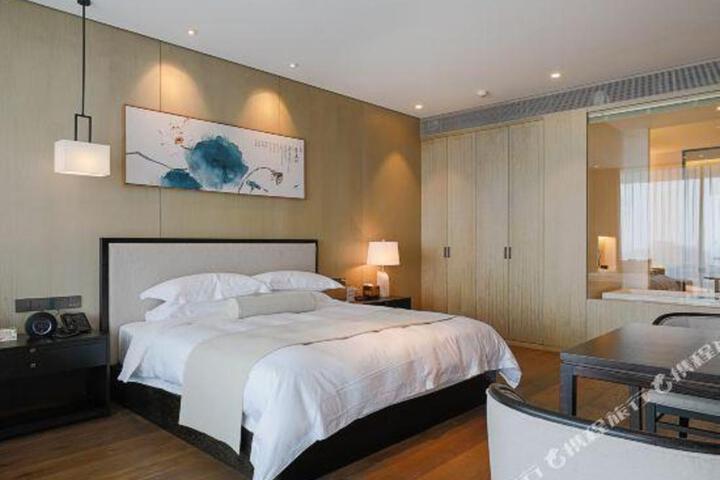 Jinlei Holiday Hotel