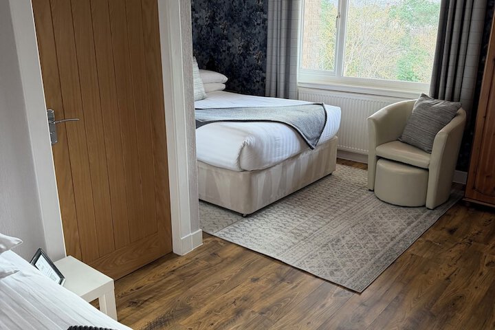 Room 9 of 36