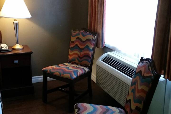 Room 19 of 36
