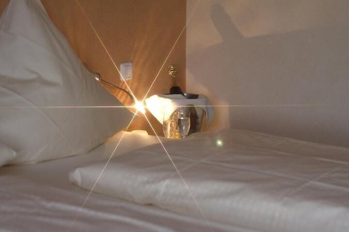 Room 3 of 27