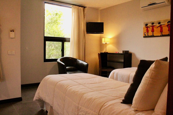 Room 22 of 100