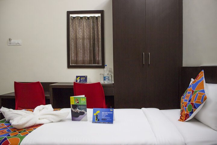 Room 12 of 28
