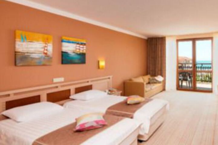Room 38 of 106