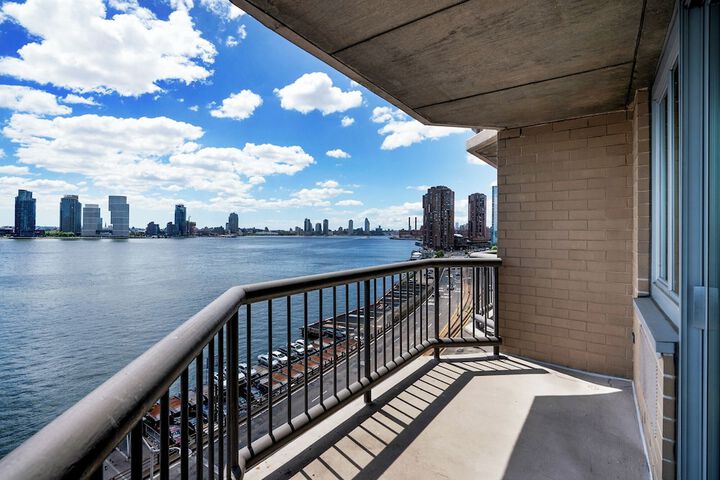 Terrace/Patio 90 of 108