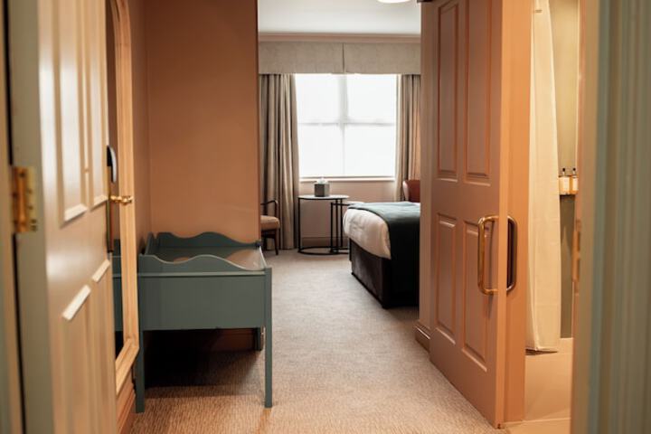Room 51 of 89