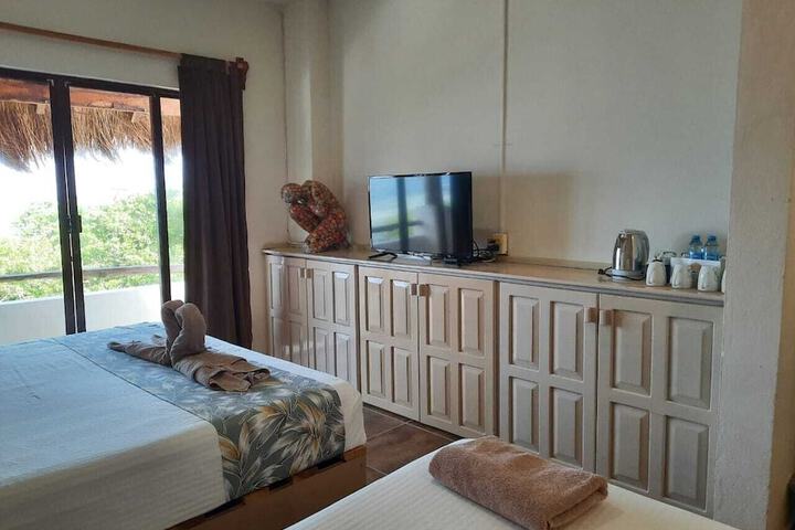 Room 14 of 31