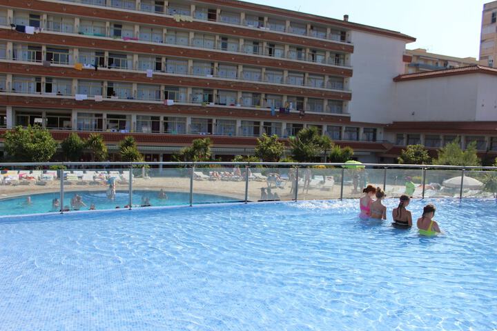 Pool Hotel