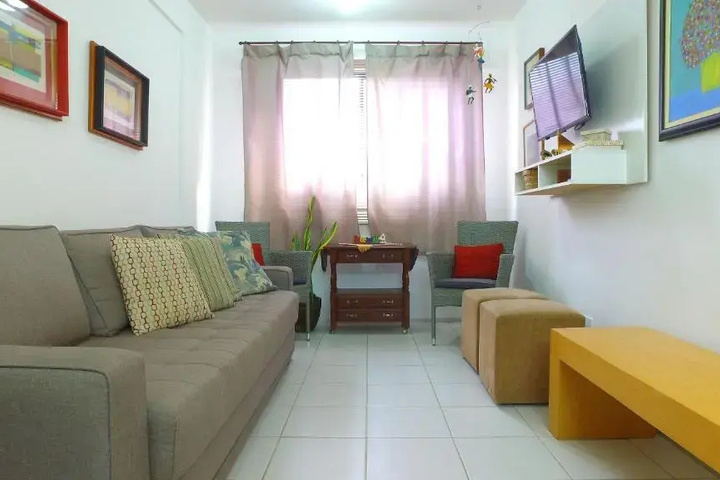Room 4 of 20