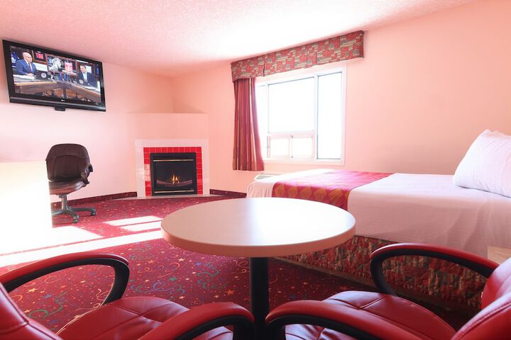 Room 18 of 48