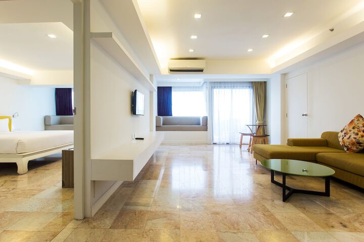 Room 46 of 90