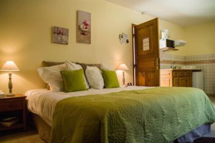 Room 14 of 33
