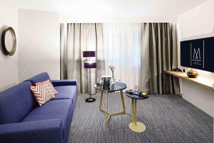 Room 25 of 109