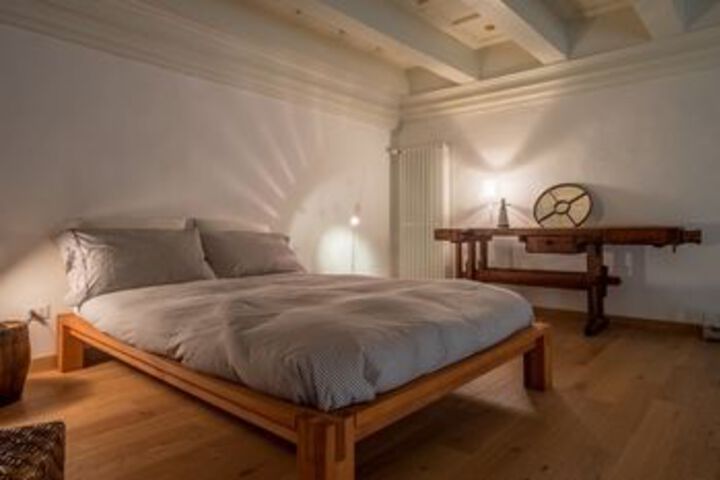 Room 21 of 61