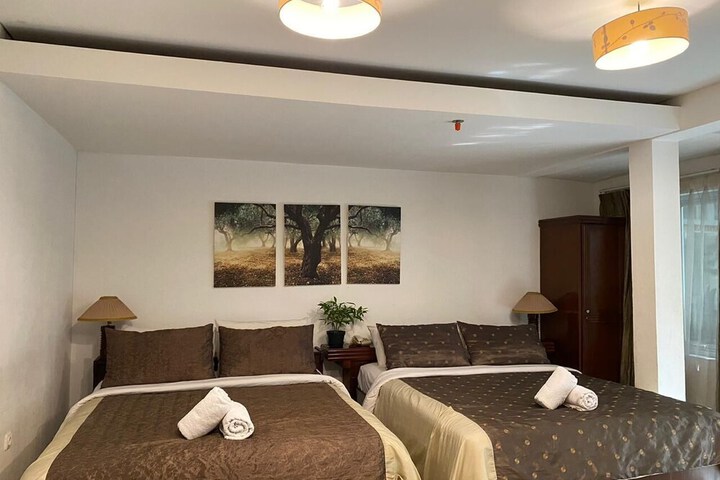 Room 14 of 48