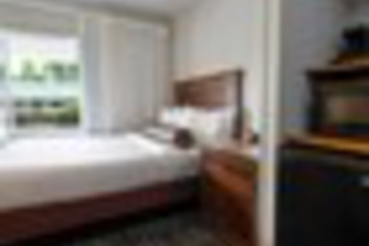 Room 95 of 549