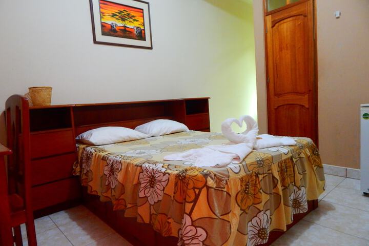 Room 6 of 44
