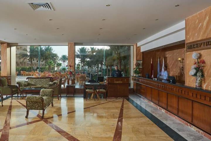 Sea Star Beau Rivage Hotel
