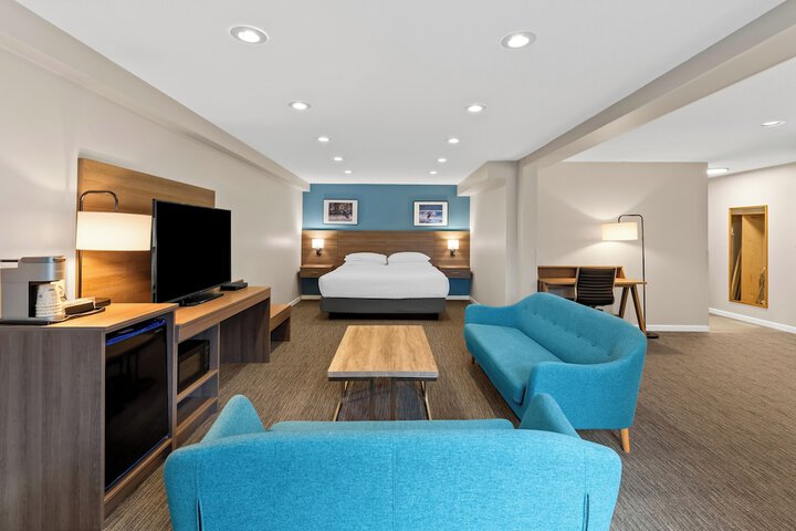 Room 19 of 50