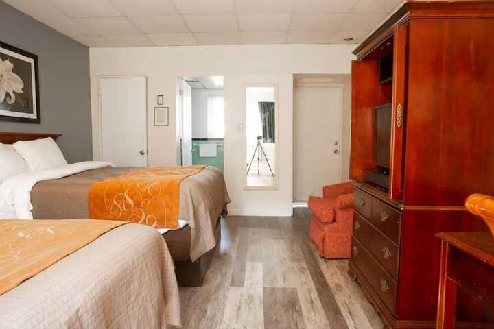 Room 28 of 55