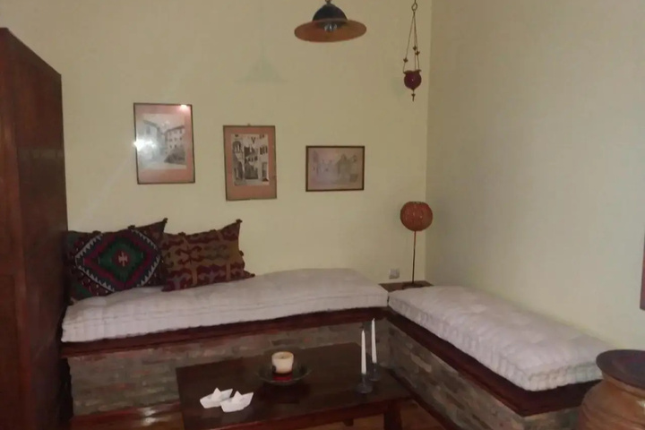 Room 3 of 15