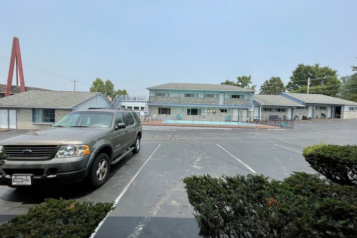 Property Grounds 23 of 25