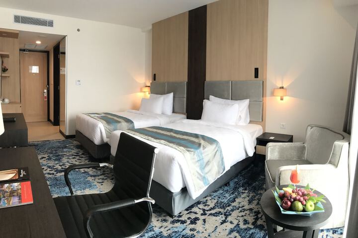 Room 2 of 58