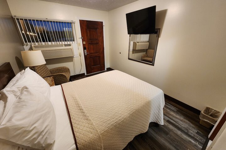 Single Room (21 of 28)
