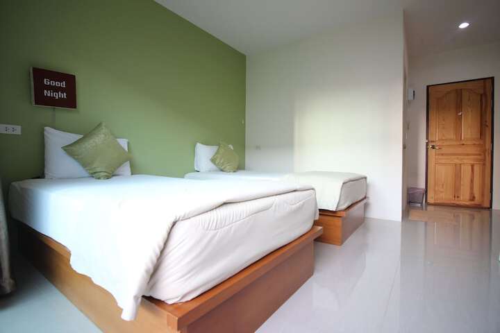 Room 19 of 48
