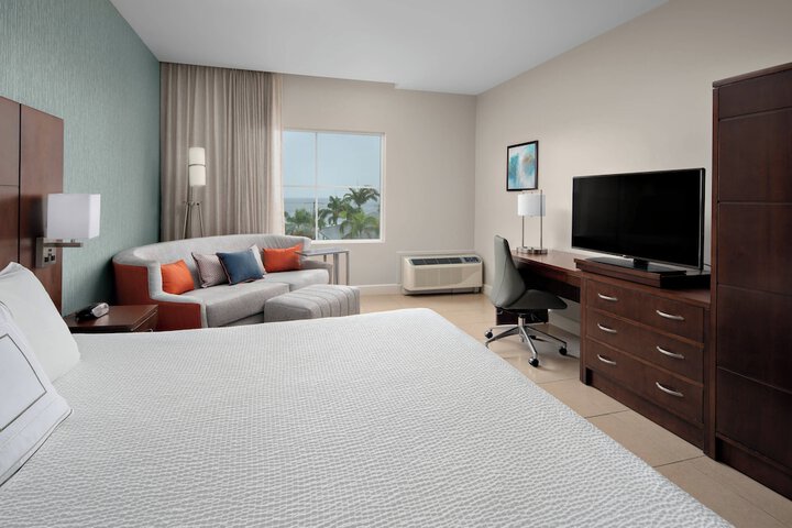Room 13 of 46