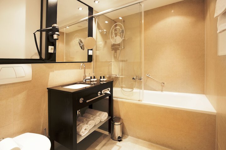Bathroom Interior Photo