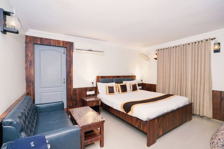 Room 30 of 80