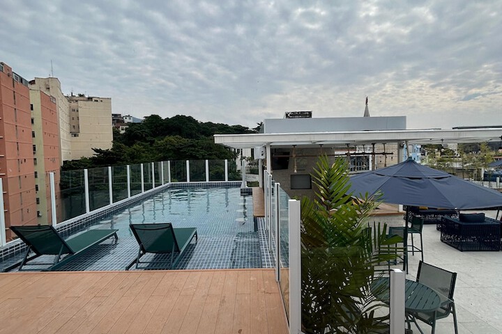 Pool 87 of 183