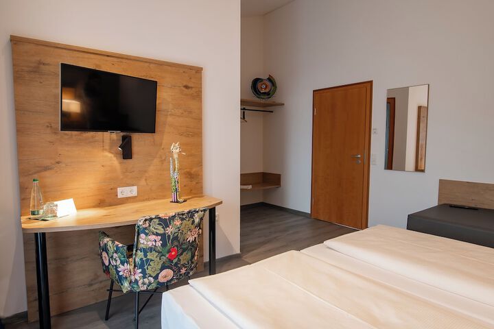 Room 12 of 45