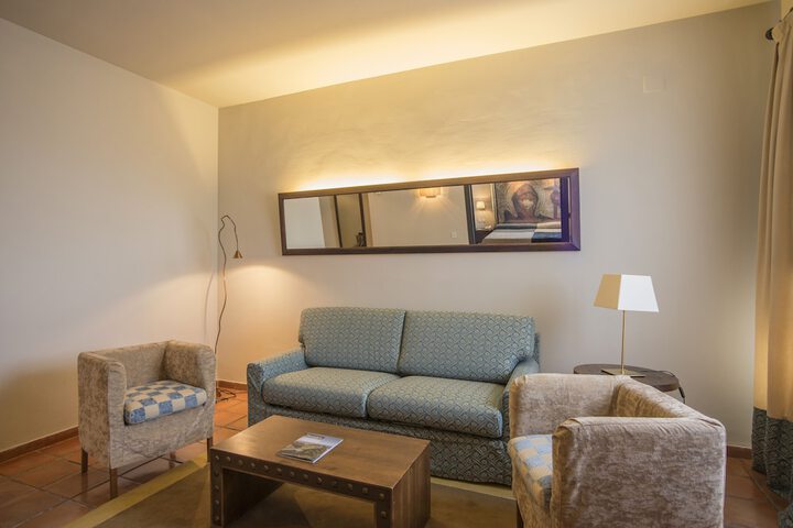 Room 9 of 41