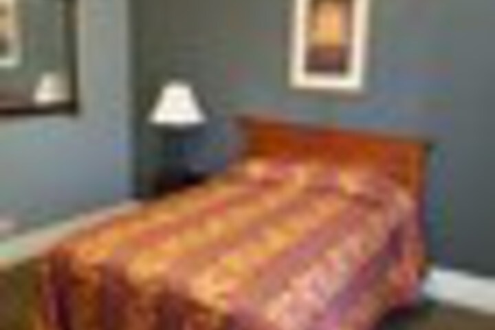 Room 11 of 129