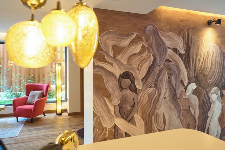 Hotel Interior 5 of 113
