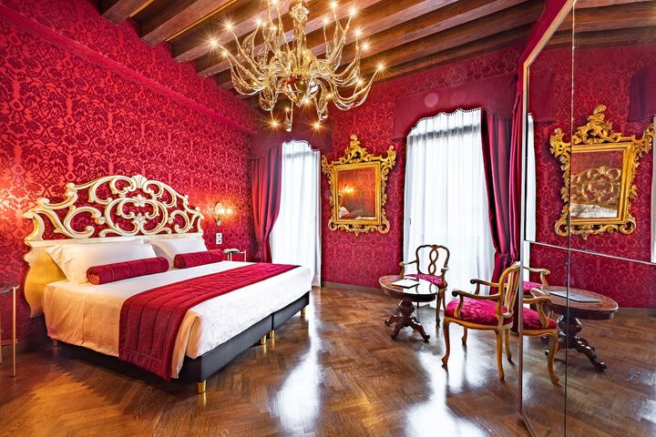 Room 20 of 69