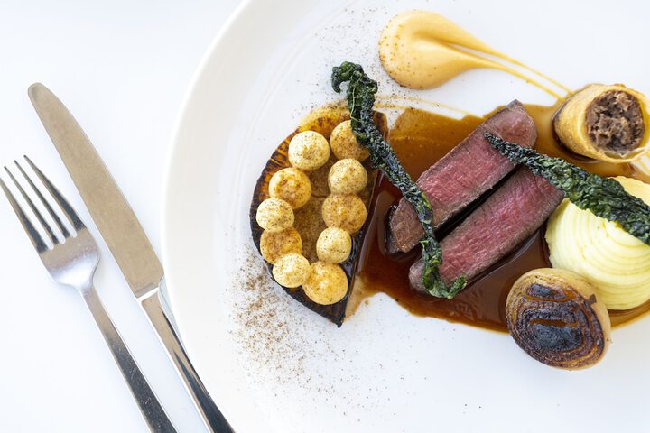 Dining 95 of 104