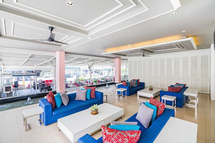 Guest Lobby