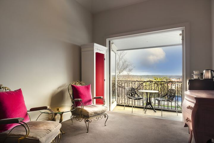Room 20 of 92