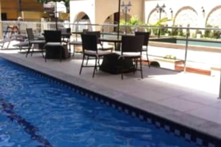 Pool 7 of 8