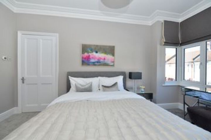 Room 9 of 22