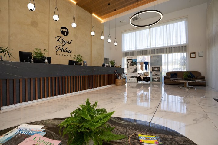 Hotel 2 of 72